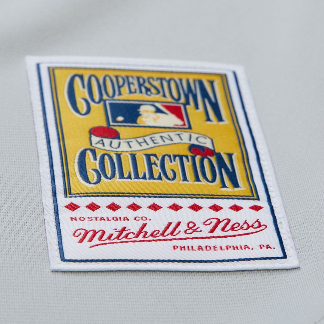 Chicago White Sox Mark Buehrle | Mitchell & Ness Gray 2005 Throwback Authentic Jersey