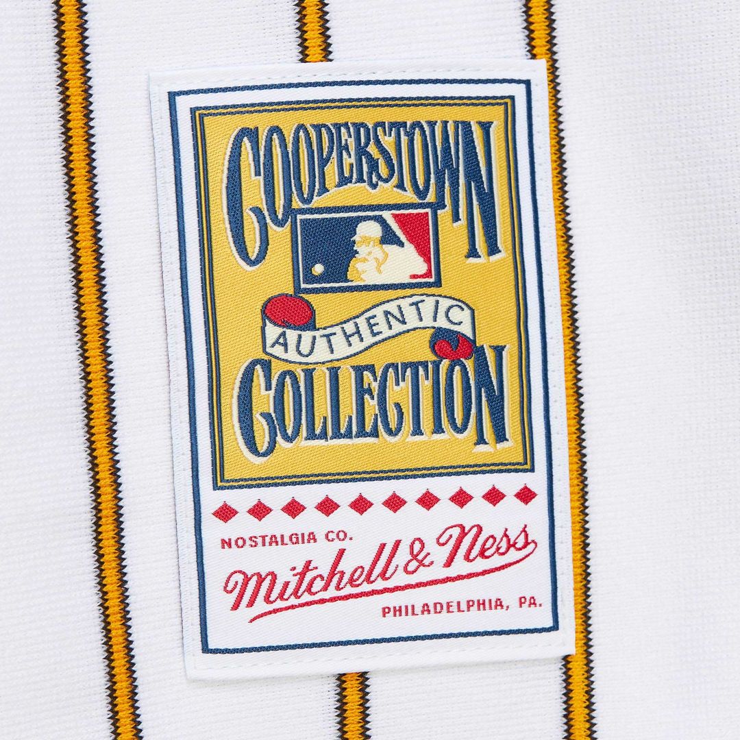 Pittsburgh Pirates Willie Stargell | Mitchell & Ness White Cooperstown Collection 1979 Authentic Jersey